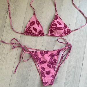 SHEIN - PINK FLORAL BIKINI